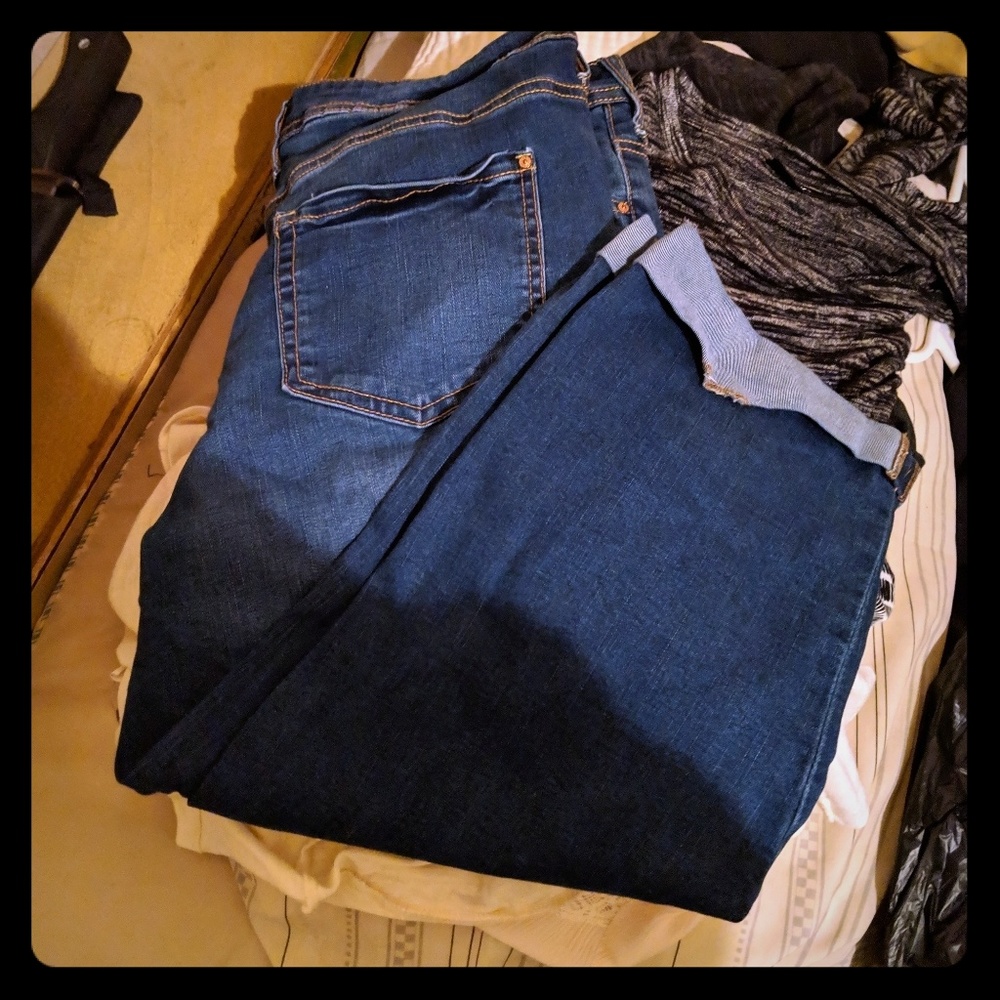 Faded glory blue capris